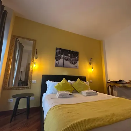 Vatican Qg Rooms
